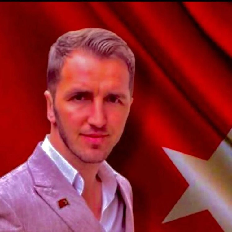 Aykut Şeker Kimdir?