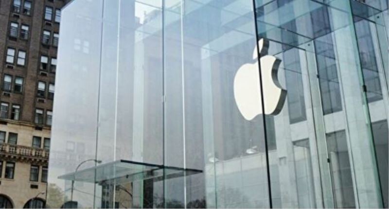 Apple, Yine İlklere İmza Attı! Piyasa Değeri Uçtu