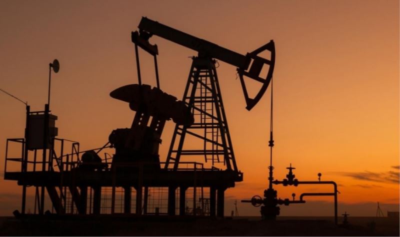 Brent Petrolün Varil Fiyatı 120 Dolar Civarında Seyrediyor