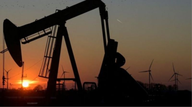 Brent Petrolün Varil Fiyatı 73 Dolar Civarında Seyrediyor