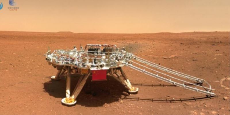 Çin, Mars’tan Elde Edilen Fotoğrafları Paylaştı