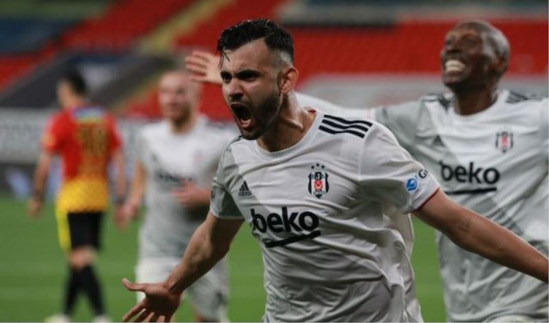 Galatasaray ve Beşiktaş Ghezzal İçin Savaşıyor