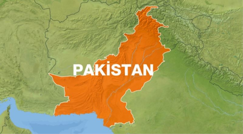 Pakistan intihar saldırısı ile sarsıldı: 9 kişi öldü