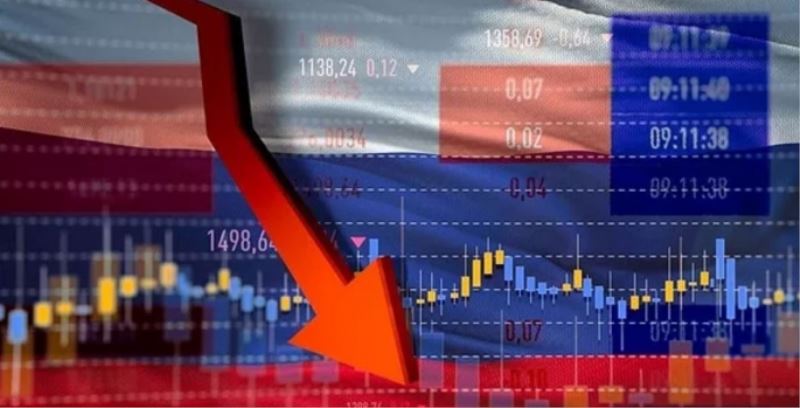 Rus Ekonomisi Küçüldü ve Resesyona Girdi