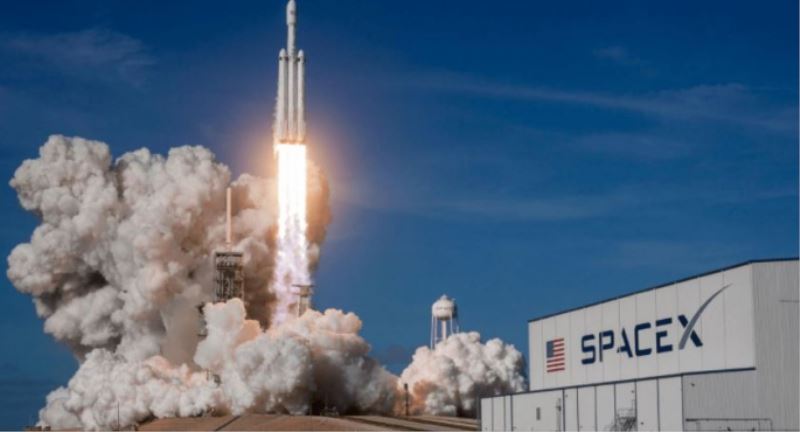 Spacex’ten Tarihi Uçuş! 4 Sivil Uzaya Fırlatıldı